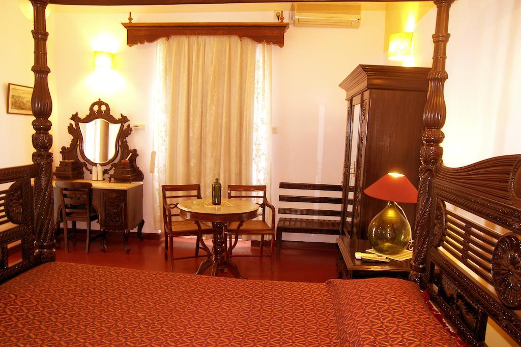 WelcomHeritage Panjim Pousada Panaji Exterior foto